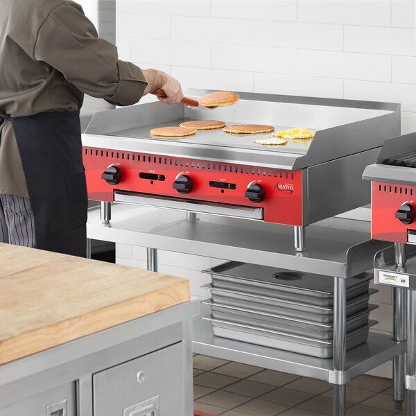 Avantco Chef Series CAG-36-MG 36" Countertop Gas Griddle with Manual Controls - 90,000 BTU