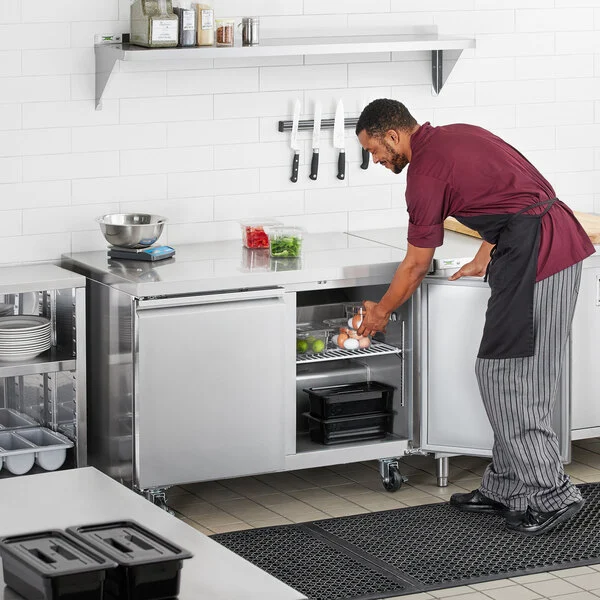 Avantco SS-UC-48R-HC 48" Undercounter Refrigerator